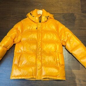 Used TNA puffer in great condition